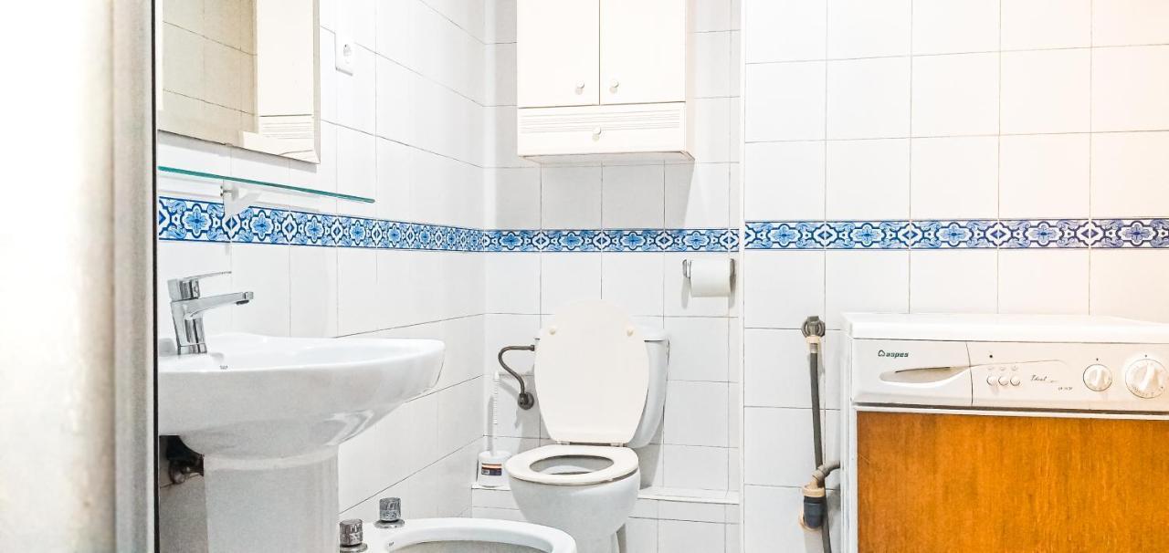 Sweet Room In Malaga Center "Homestay" - Habitacion Alojamiento En Apartamento ภายนอก รูปภาพ